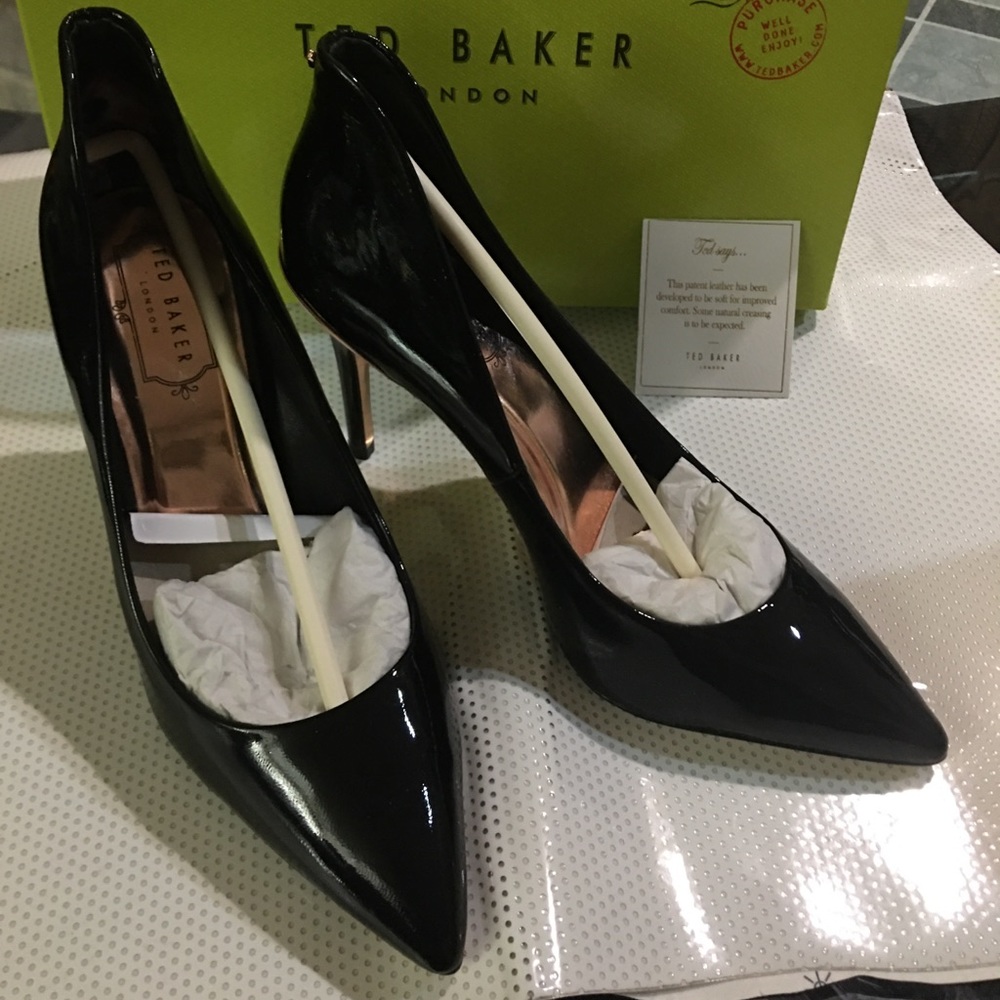 Ted Baker London. Size 7 New With Box
